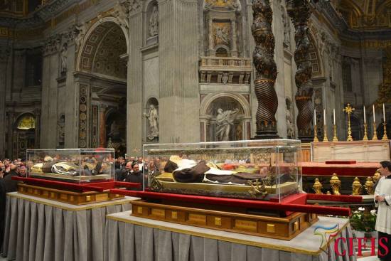 The Holy Relics of our saintly brothers Padre Pio & Leopold Mandic before the High Altar of St. Peter's Basilica